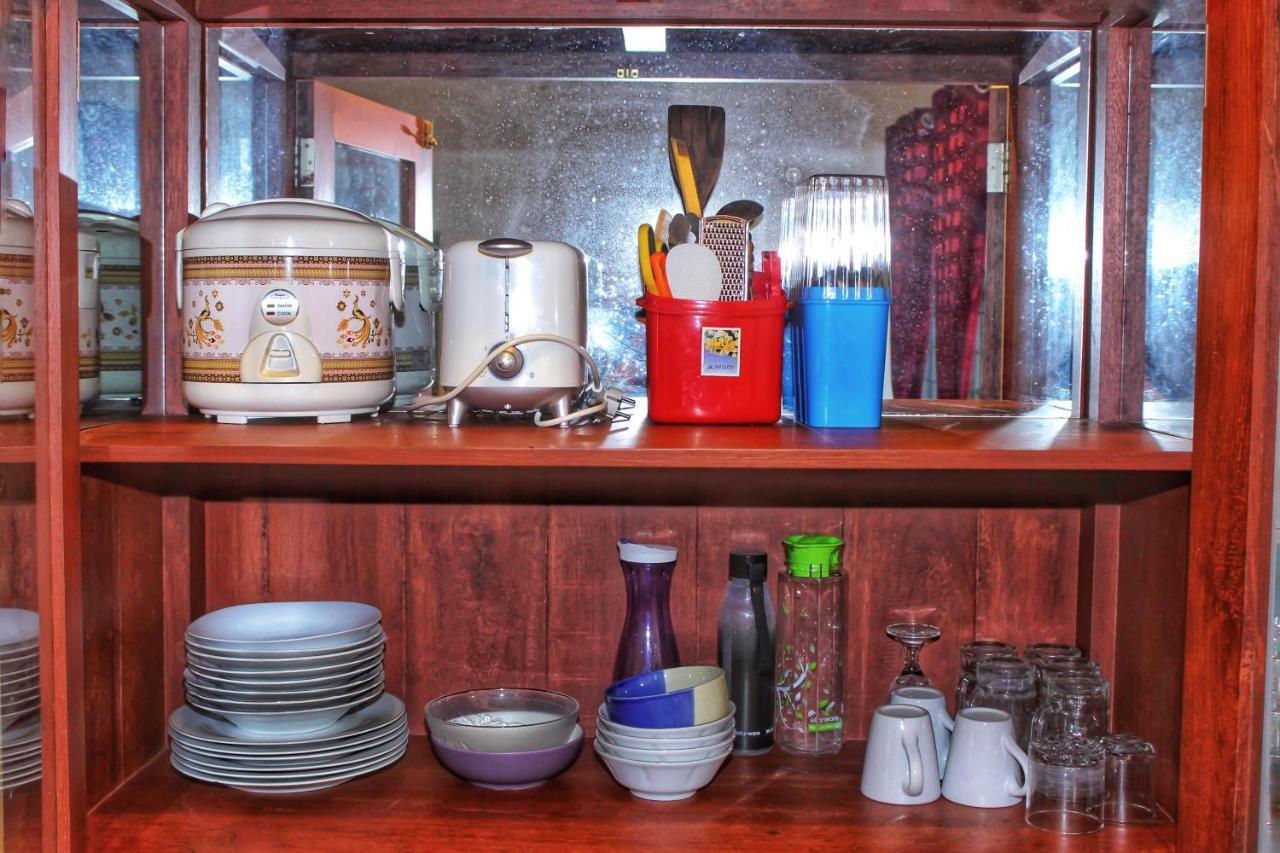 Kj Purple House Senggigi Apartment Ngoại thất bức ảnh